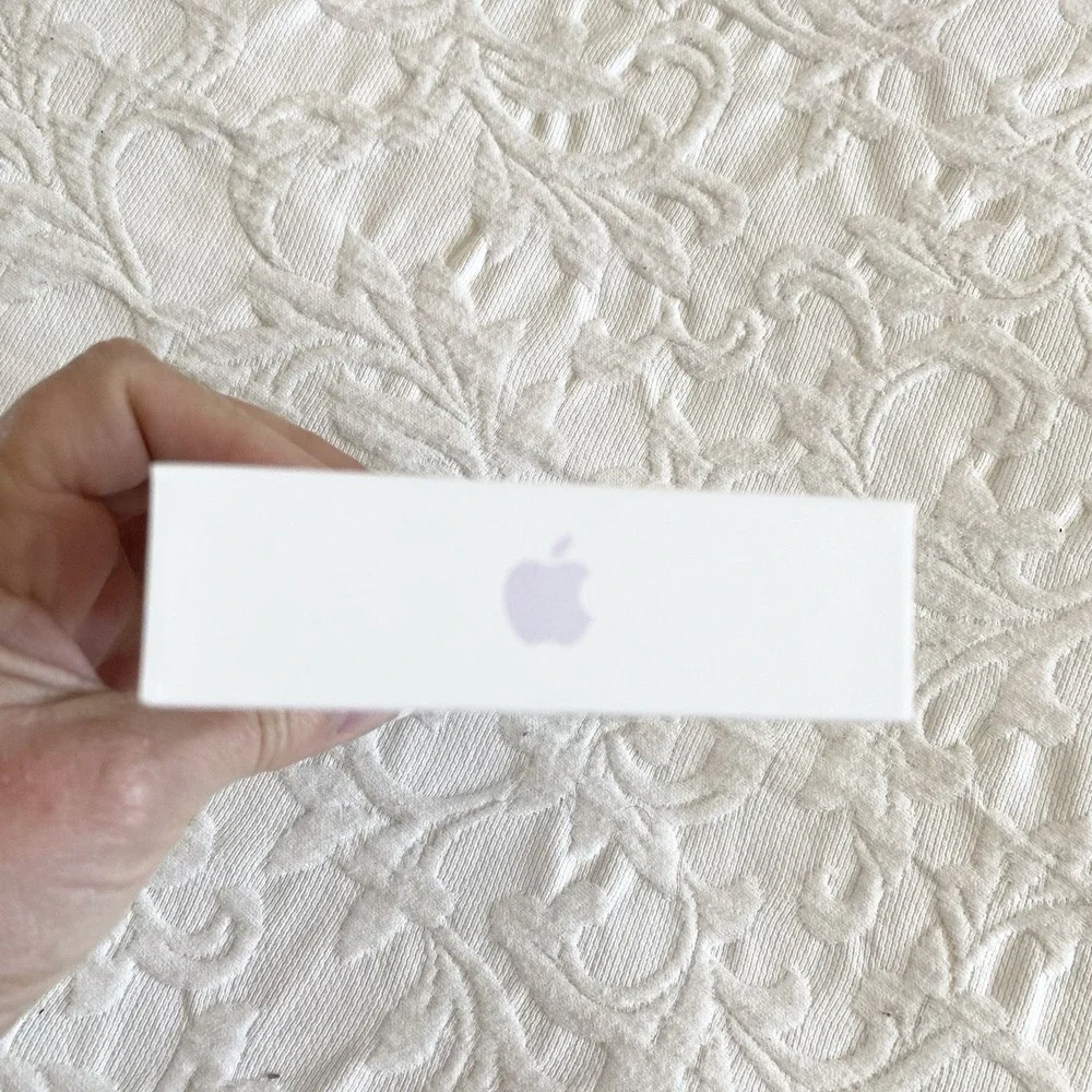 EMPTY BOX ONLY for Apple iPhone 17 256GB Lavender Cell‎ Phone Gift Box